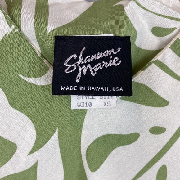 SHANNON Marie • Hawaii Monstera Midi Dress - Picture 8 of 11